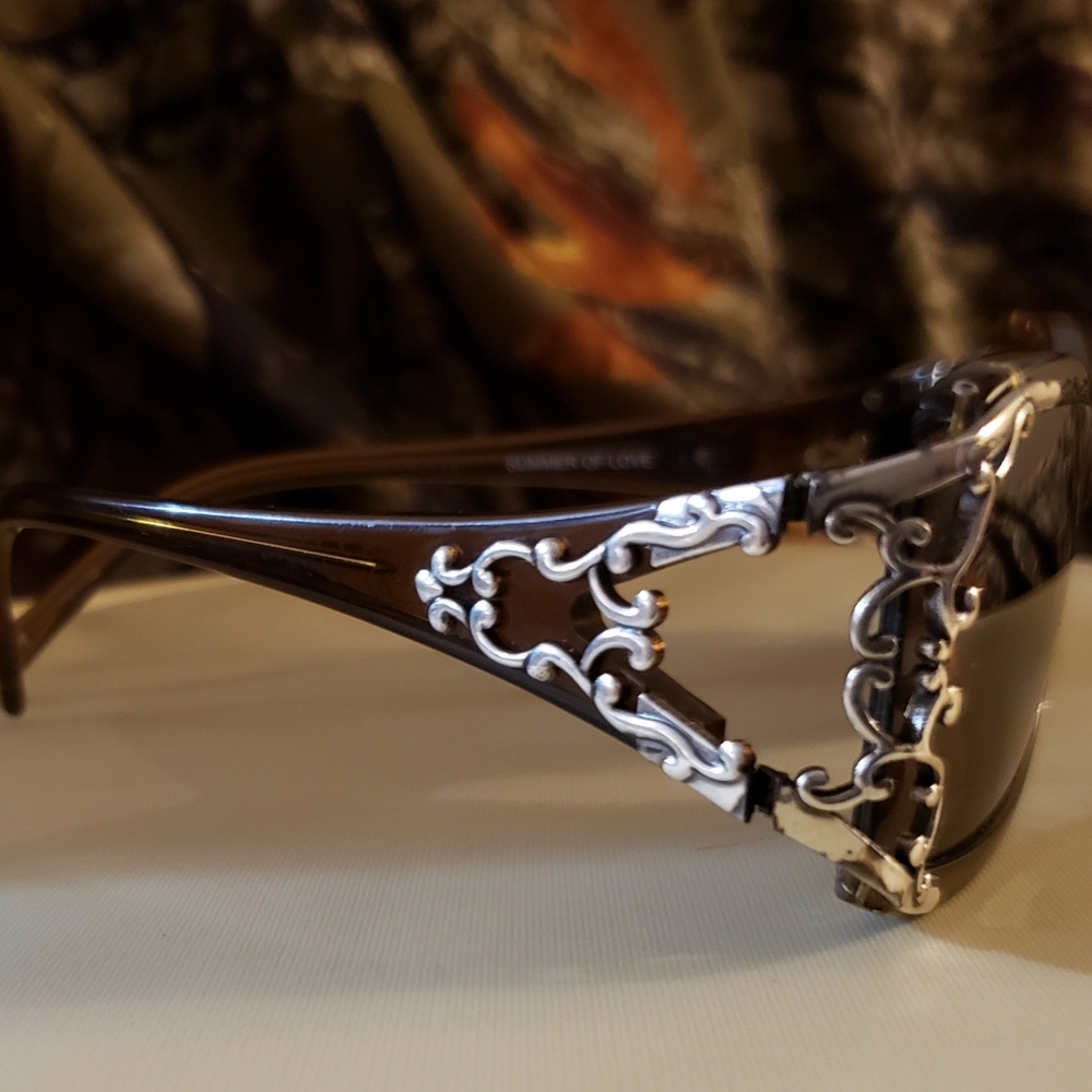 Vintage Brighton dun glasses